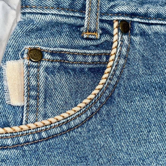 VINTAGE Hollywood Denim Skirt (size 28) - Picture 8 of 9